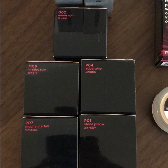 *sold* Make Up Bundle - Picture 3 of 4